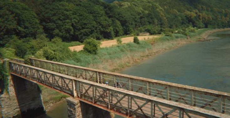 Η σειρά Sex Education χρησιμοποιεί μία πληθώρα βρετανικών τοπίων για τα γυρίσματά της