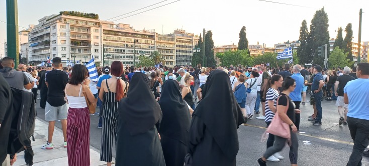 Συγκέντρωση αντιεμβολιαστών στο Σύνταγμα