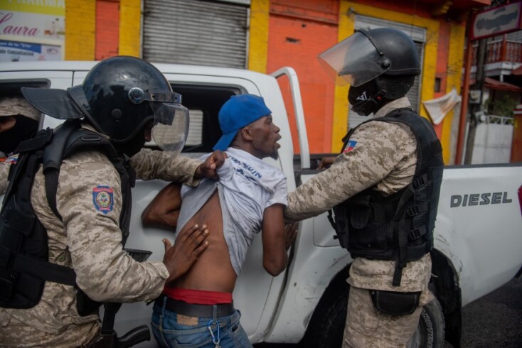 H κυβέρνηση ανακοίνωσε τη σύλληψη 23 ατόμων © EPA / JEAN MARC HERVE ABELARD