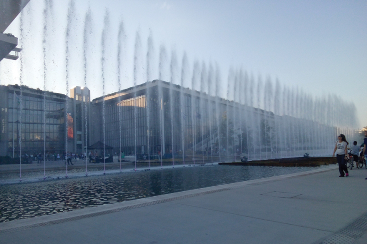 Συντριβάνια στο Νιάρχος