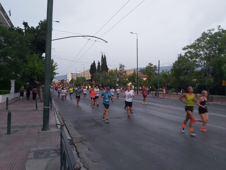 SNF RUN: Δρομείς στη Βασιλίσσης Σοφίας
