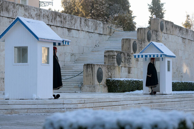 Χιόνισε στο κέντρο της Αθήνας