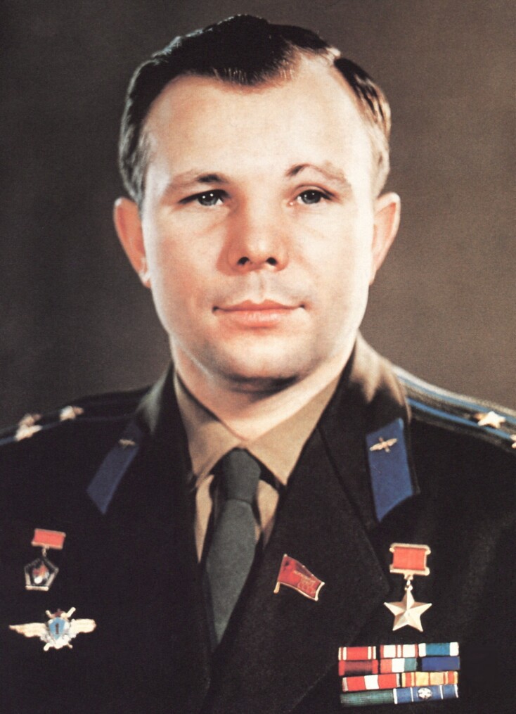 soviet-air-force-col.-yuri-alekseyevich-gagarin.jpg