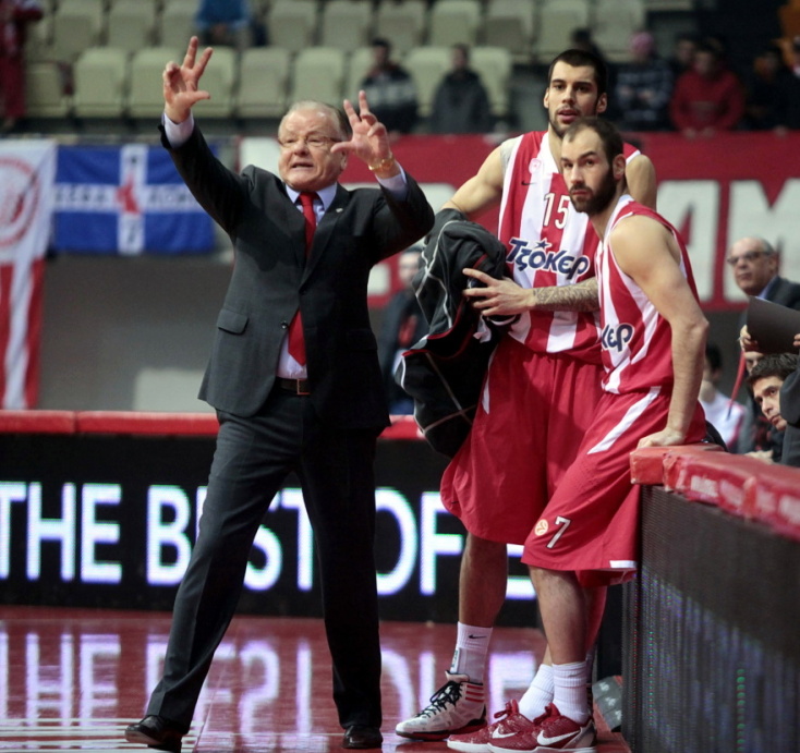 Ο Βασίλης Σπανούλης μαζί με τον Ντούσαν Ίβκοβιτς και τον Γιώργο Πρίντεζη