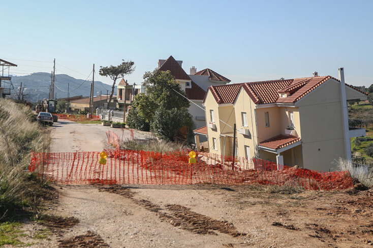 Η καθίζηση στον Νέο Βουτζά απειλεί κατοικίες