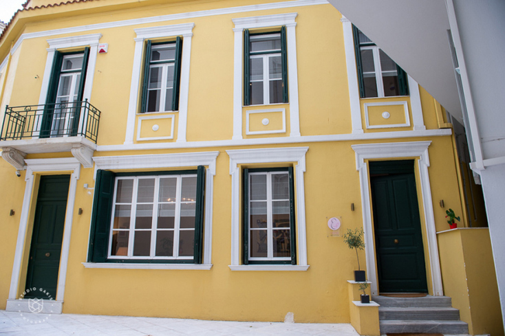 3 χρόνια συμπληρώνει φέτος ο Μη Κερδοσκοπικός Οργανισμός ΜΑΝΑ, ο οποίος παρέχει δωρεάν υπηρεσίες φροντίδας και υποστήριξης σε γυναίκες με καρκίνο του μαστού.