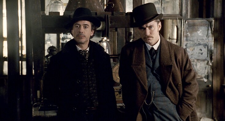 jude-law-and-robert-downey-jr-in-sherlock-holmes.jpg