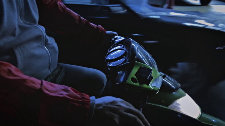 Σκηνή από το noir mockumentary «Έχει φύγει το παιδί» των Κώστα Γεραμπίνη/ Θέμου Σκανδάμη                                     