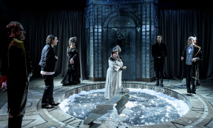 "Συμφορά από το πολύ μυαλό" του Αλεξάντρ Γκριμπογέντοφ, σε σκηνοθεσία Στάθη Λιβαθινού, στο θέατρο οδού Κυκλάδων - Λευτέρης Βογιατζής