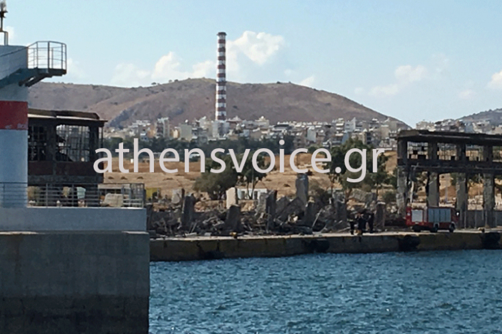 Κατέρρευσε ο παλιός ταινιόδρομος στον Μώλο Κράκαρη στον Πειραιά από τον σεισμό  