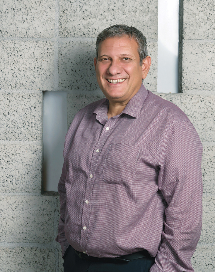 Θανάσης Βασίλαινας