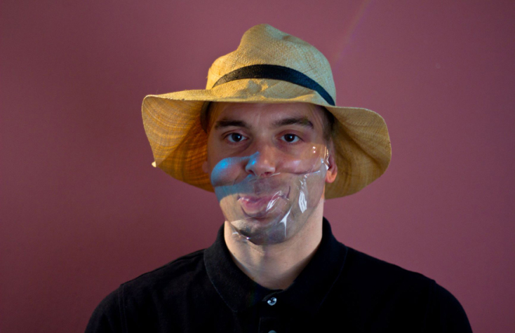 oi stratiwtes, idryma michalis kakoyiannis