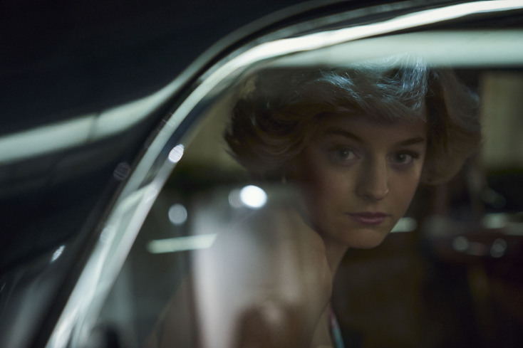 Η Έμμα Κόριν υποδύεται την πριγκίπισσα Νταϊάνα στη σειρά «Το Στέμμα»