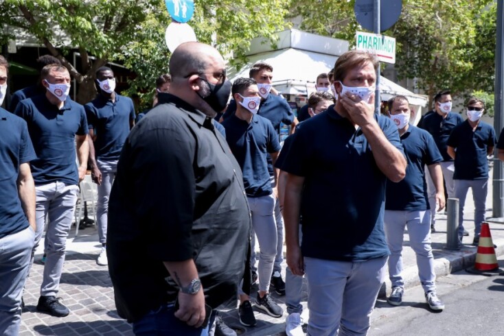 Ο Κώστας Καραπαπάς και ο Πέδρο Μαρτίνς