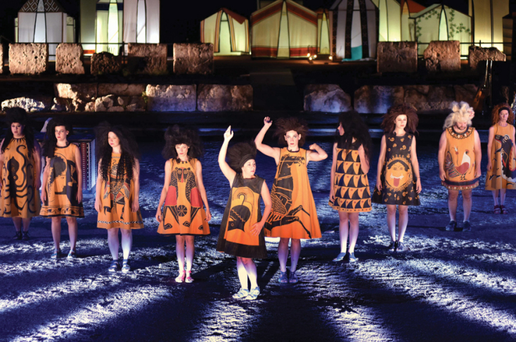 Θεσμοφοριάζουσες