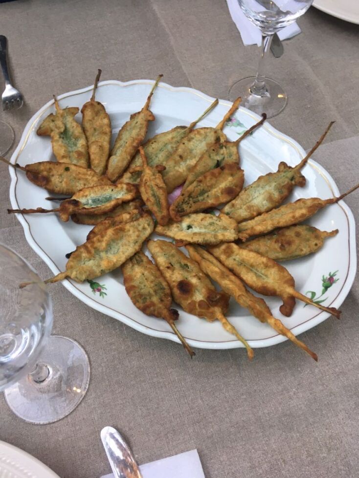 Τηγανιτά φασκόμηλα από τον chef Γιώργο Αντωνέλλο