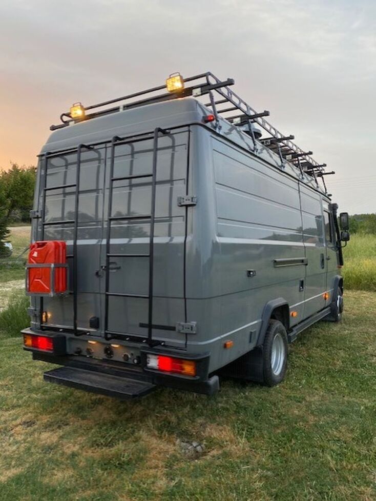 Ένα food truck που γυρνάει την Ελλάδα μαγειρεύοντας αποκλειστικά με ελληνικά προϊόντα