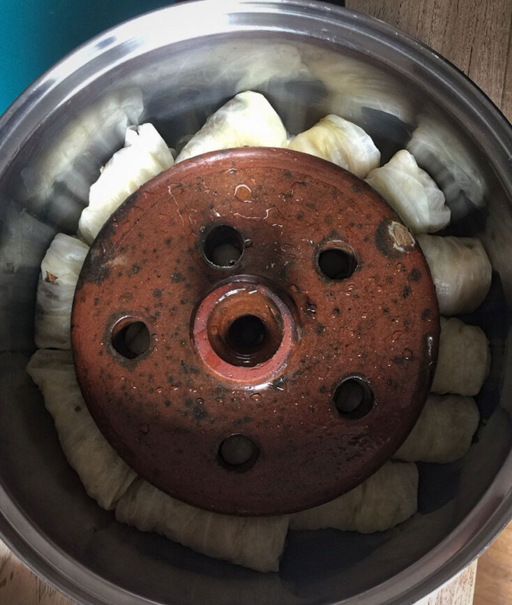 Λαχανοντολμάδες με λάχανο τουρσί