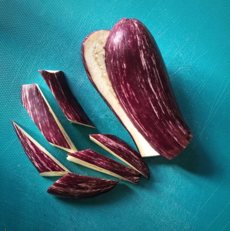 Μελιτζάνες με σκόρδο και τζίντζερ, μια καλοκαιρινή συνταγή