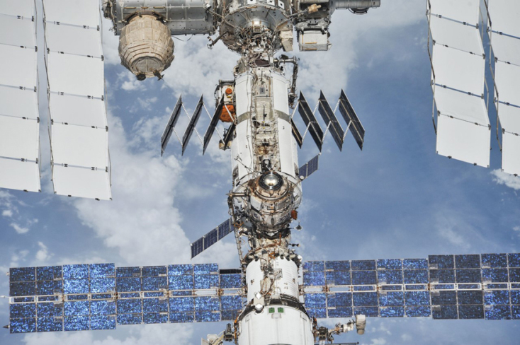 thumbnail_the-international-space-station-as-of-oct-4-2018_44722263875_o.jpg