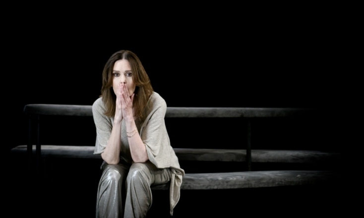 Η Κάτια Δανδουλάκη στο "Καινούργιο παιδί" των Θανάση Παπαθανασίου και Μιχάλη Ρέππα