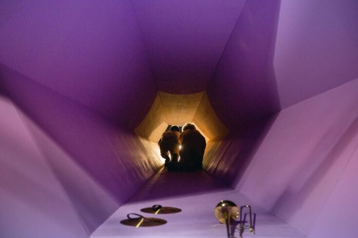 «Το σχολείο των γυναικών» του Μολιέρου, σε σκηνοθεσία Έκτορα Λυγίζου στην Πειραιώς 260 