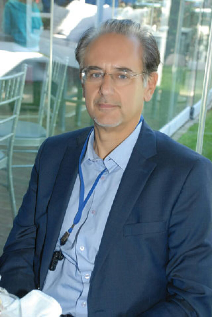 Δρ. Ιγνάτιος Οικονομίδης MD,PhD, FESC, Αναπληρωτής Καθηγητής Καρδιολογίας,  Εθνικό και Καποδιστριακό  Πανεπιστήμιο Αθηνών,  Ιατρική Σχολή Υπεύθυνος Εργαστηρίου Υπερηχοκαρδιογραφίας και Προληπτικής Καρδιολογίας, Νοσοκομείο Αττικό Nucleus member of ESC WG A