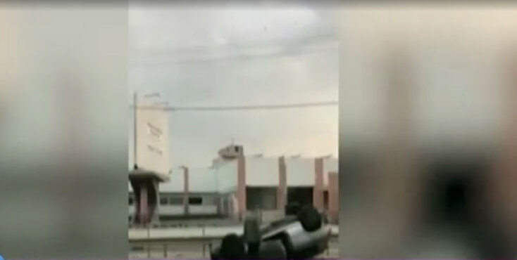 Αναποδογύρισε αυτοκίνητο στην Εθνική Οδό Αθηνών-Λαμίας