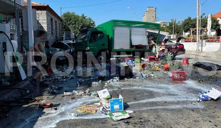 Καβάλα: Τροχαίο με τρεις νεκρούς - Αυτοκίνητο έπεσε σε πεζό και οχήματα