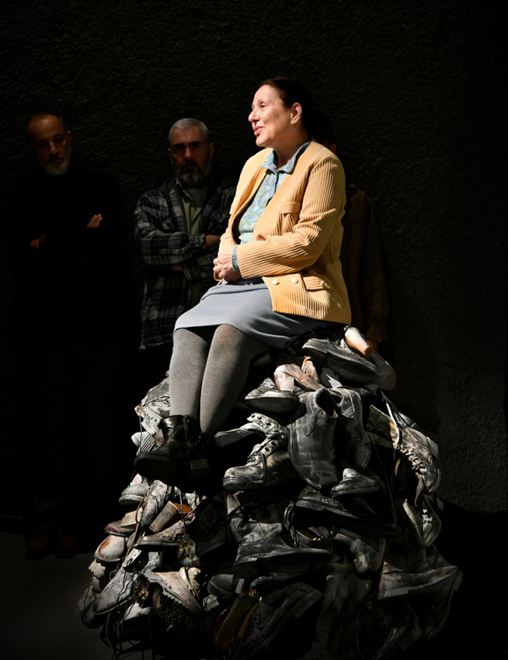 «Τσερνόμπιλ - ένα χρονικό του μέλλοντος»: Θέατρο του Νέου Κόσμου