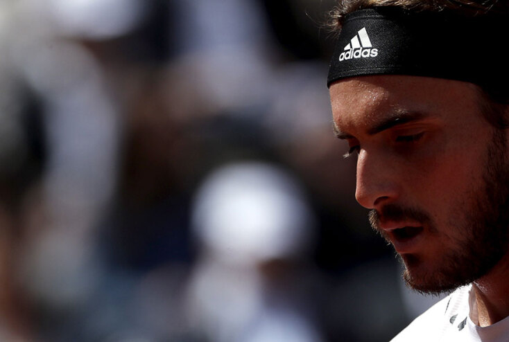 Ο Στέφανος Τσιτσιπάς στο Roland Garros δεν είχε λύσεις κόντρα στον Χόλγκερ Ρούνε