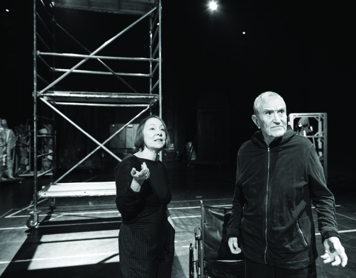 «Απόψε αυτοσχεδιάζουμε» του Εθνικού Θεάτρου, μια παράσταση βασισμένη σε ένα θέμα του Luigi Pirandello και τη μουσική του Μάνου Χατζιδάκι © Πάτροκλος Σκαφίδας