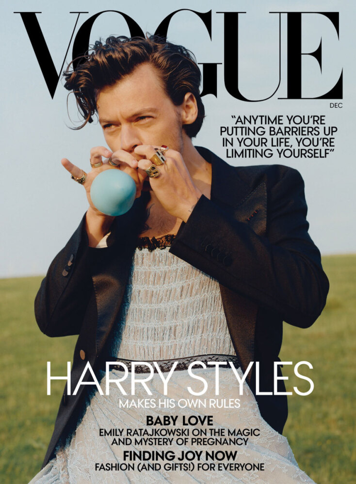 Ο Harry Styles στο εξώφυλλο της Vogue με φόρεμα Gucci ©Tyler Mitchell