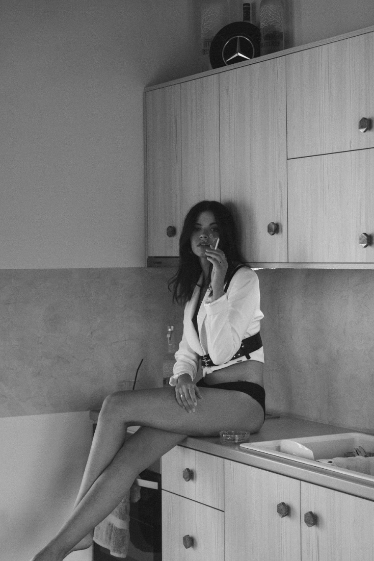 Η Τζένη Καζάκου. 