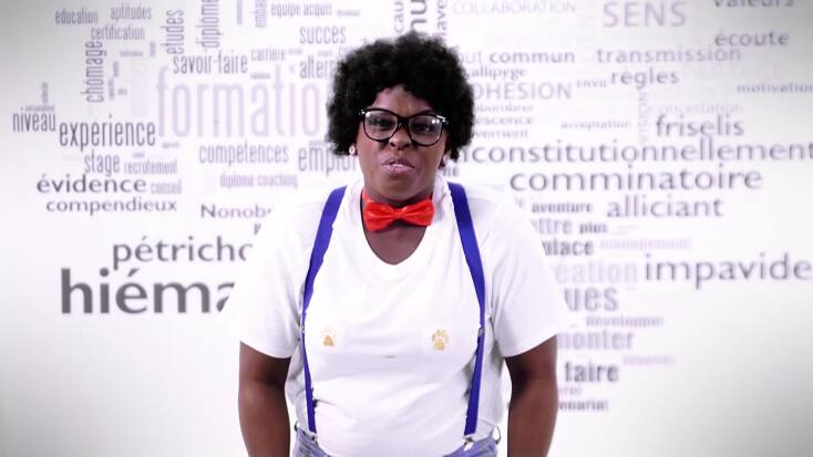 Φωτογραφία από τη σειρά web Un mot adopte