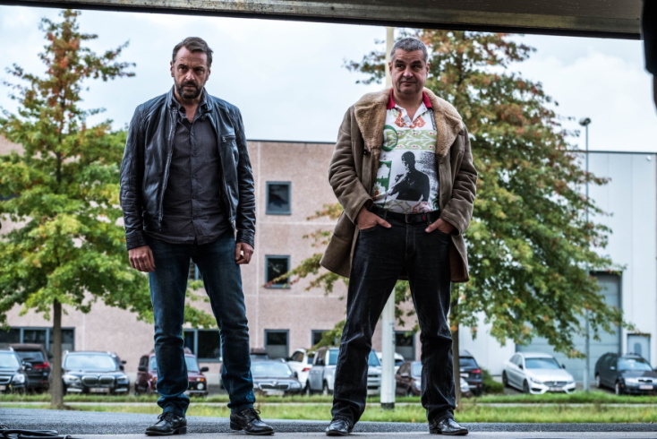 Σκηνή από την σειρά Undercover