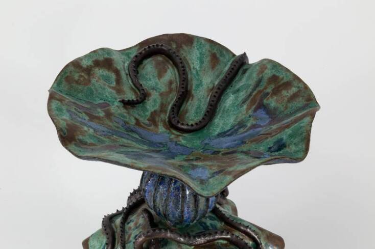 Aγγεία με κυματοειδείς πτυχές της Μάρας Δεσύπρη