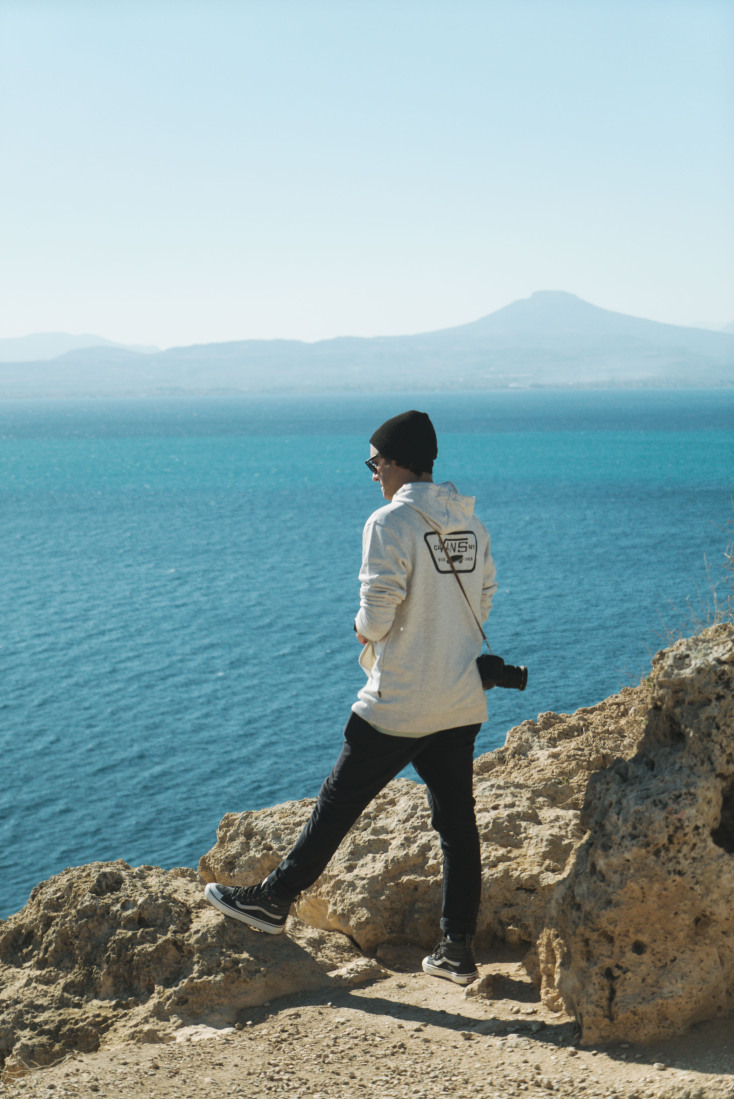 Η θέα του Κορινθιακού κόλπου από ψηλά