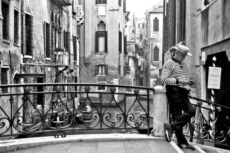   © ΓΙΑΝΝΗΣ ΟΙΚΟΝΟΜΟΥ. 10 επιγραμματικές πληροφορίες για τη Βενετία.