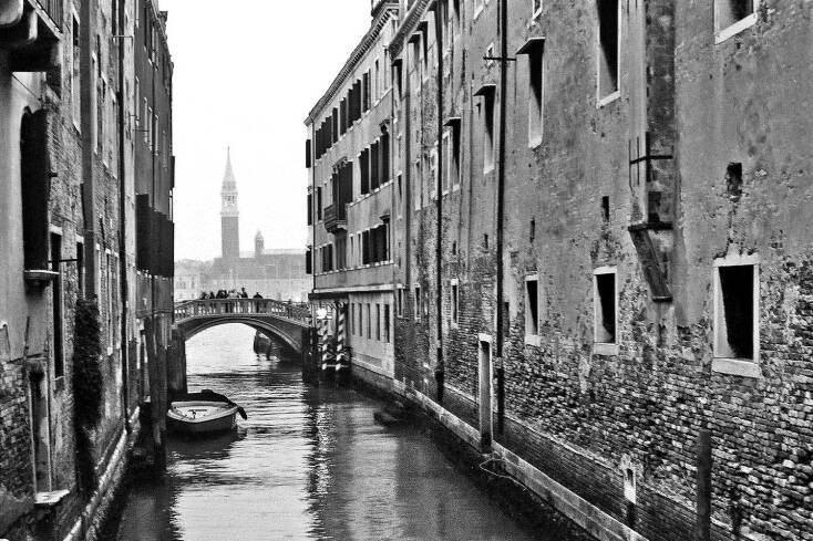   © ΓΙΑΝΝΗΣ ΟΙΚΟΝΟΜΟΥ. 10 επιγραμματικές πληροφορίες για τη Βενετία.
