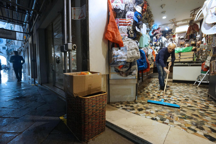 venice-flood-2.jpg