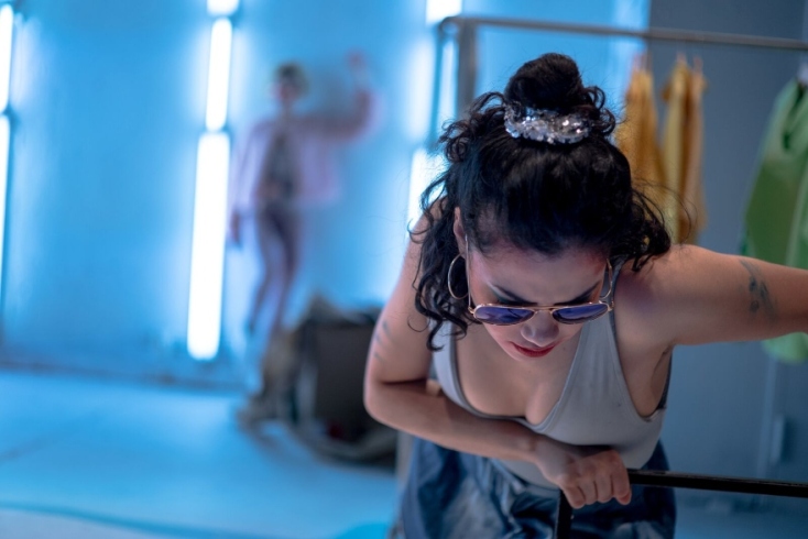 «When we went electronic» της Caitlin Saylor Stephens με τις Drita Kabashi και Tiffany Iris