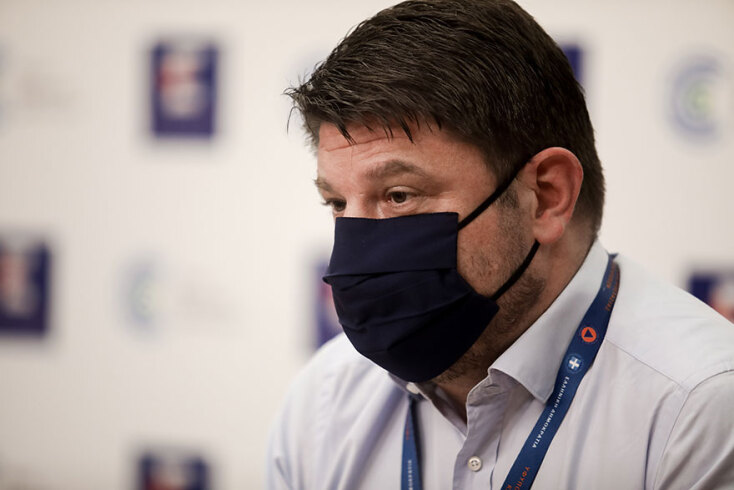 Νίκος Χαρδαλιάς - Ανακοίνωσε τον νέο επιδημιολογικό χάρτη για τον κορωνοϊό στην Ελλάδα - Έχει τέσσερα επίπεδα (πράσινο, κίτρινο, πορτοκαλί και κόκκινο)