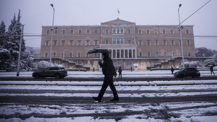 ΚΑΚΟΚΑΙΡΙΑ ΜΗΔΕΙΑ / ΧΙΟΝΟΠΤΩΣΗ ΣΤΗΝ ΠΛ. ΣΥΝΤΑΓΜΑΤΟΣ