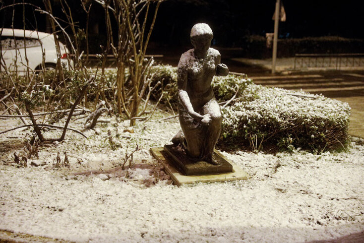 Η κακοκαιρία «Μήδεια» έφερε χιόνι στο κέντρο της Αθήνας