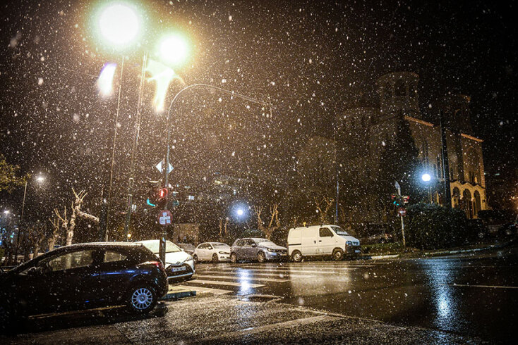 Κακοκαιρία «Μήδεια» - Παγκράτι: Πυκνή χιονόπτωση