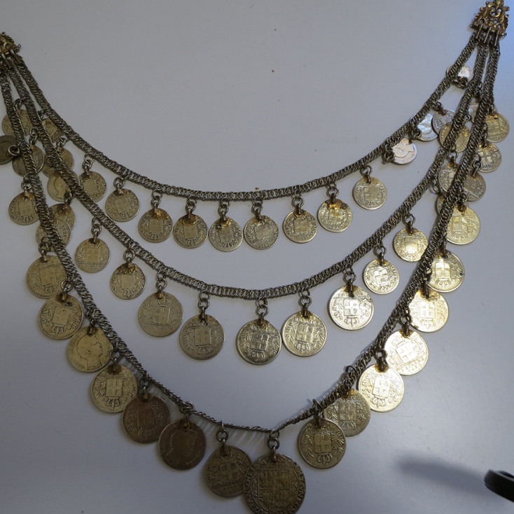 «Ξόμπλια, πλουμίδια &amp; στολίδια» στο Λαογραφικό Μουσείο Κυπαρισσίας