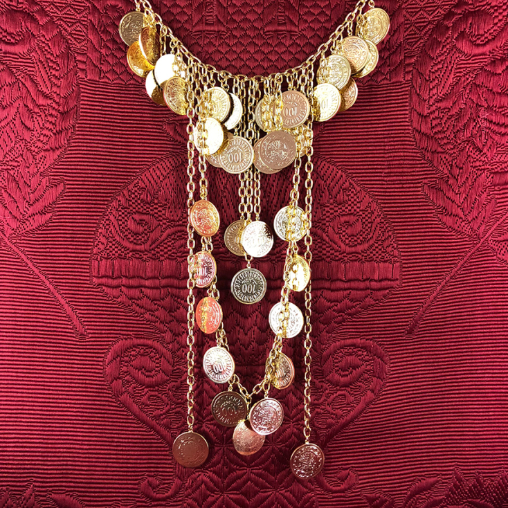 «Ξόμπλια, πλουμίδια &amp; στολίδια» στο Λαογραφικό Μουσείο Κυπαρισσίας