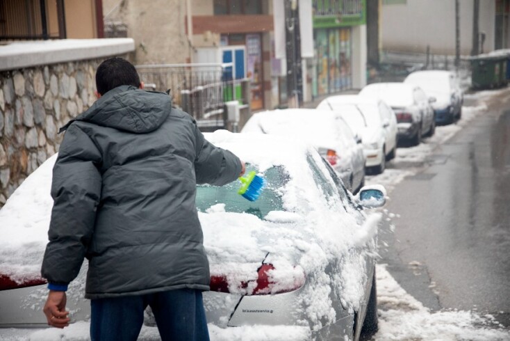 Στιγμιότυπο από τα χιόνια που έπεσαν στην περιοχή του Χορτιάτη