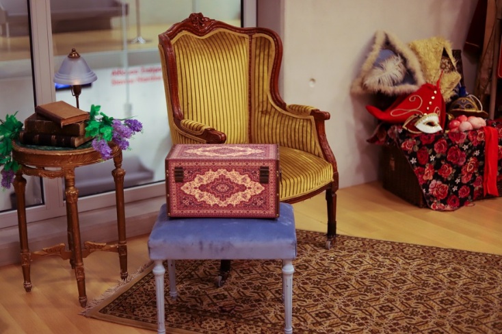 Τον χώρο που φιλοξένησε τα παιδιά επιμελήθηκε και διακόσμησε η εικαστική ομάδα The Flower Girls Collective. 